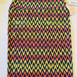 LulaRoe Med Colorful Zigzag Patterned Skirt